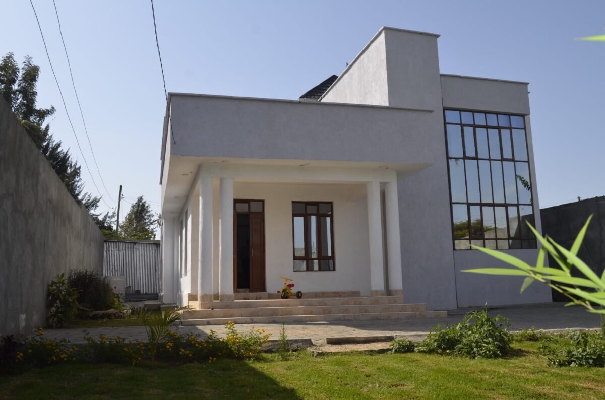 Kiamunyi residence (1)